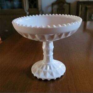 vintage shell pink 1950s (Jeanette)